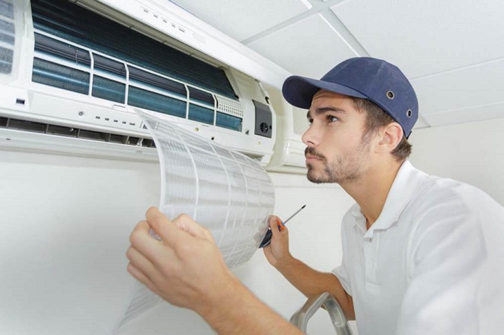 HƯỚNG DẪN VỆ SINH MÁY LẠNH ĐÚNG CÁCH NGAY TẠI NHÀ