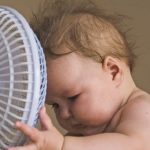 Cách sử dụng quạt điện đúng cách, an toàn cho sức khỏe trong mùa nóng